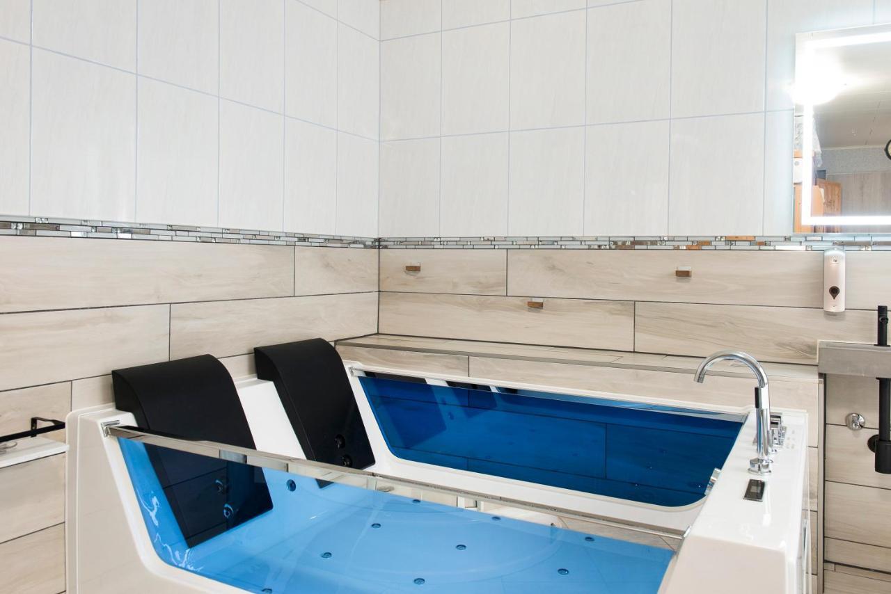 Spawo Mit Sauna Und Whirpool بفولندورف المظهر الخارجي الصورة
