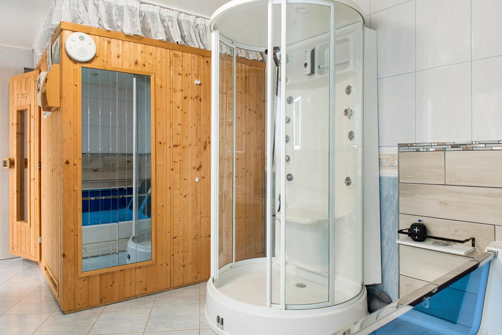 Spawo Mit Sauna Und Whirpool بفولندورف المظهر الخارجي الصورة